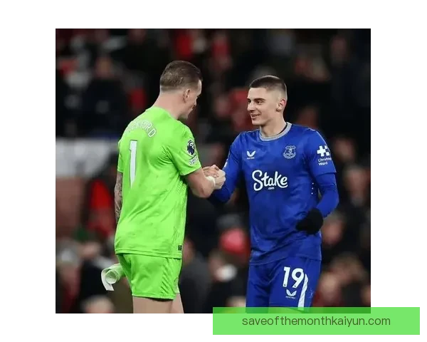 阿龙·希基在英超中的表现稳健，受到持续关注